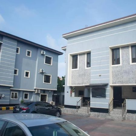 Kay Luxury Suites Uyo Luaran gambar