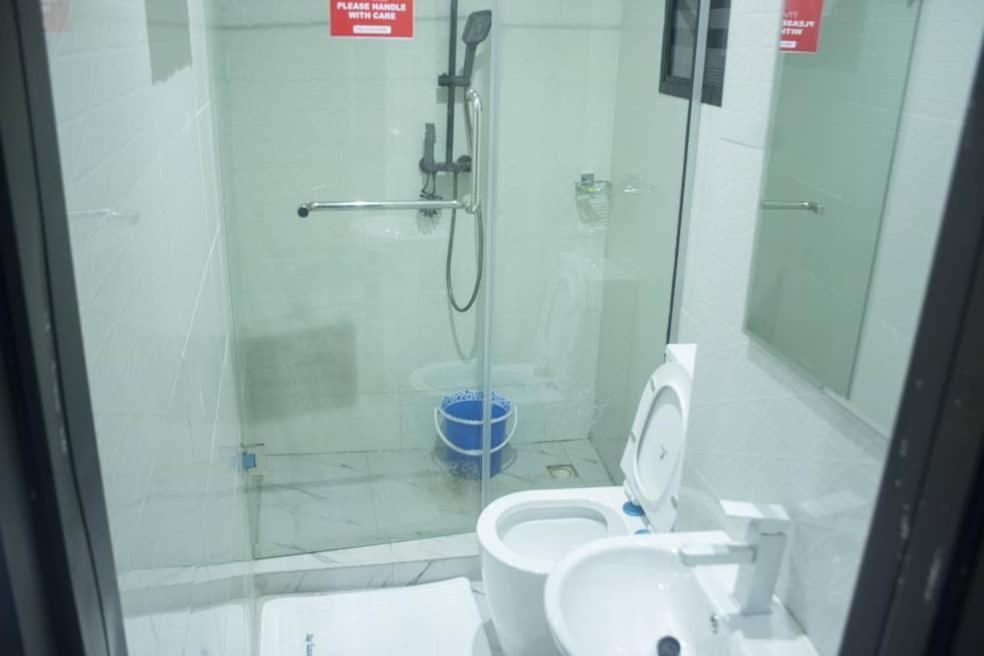 Kay Luxury Suites Uyo Luaran gambar