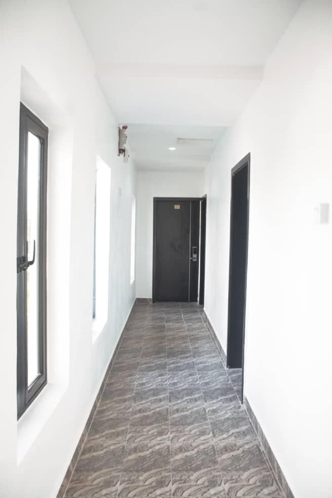 Kay Luxury Suites Uyo Luaran gambar