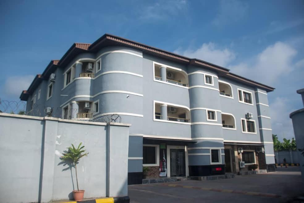 Kay Luxury Suites Uyo Luaran gambar